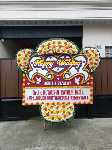 Papan Bunga Pernikahan aquarius boutique hotel palangkaraya